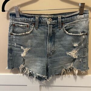 Abercrombie and Fitch Women’s High Rise Mom Short